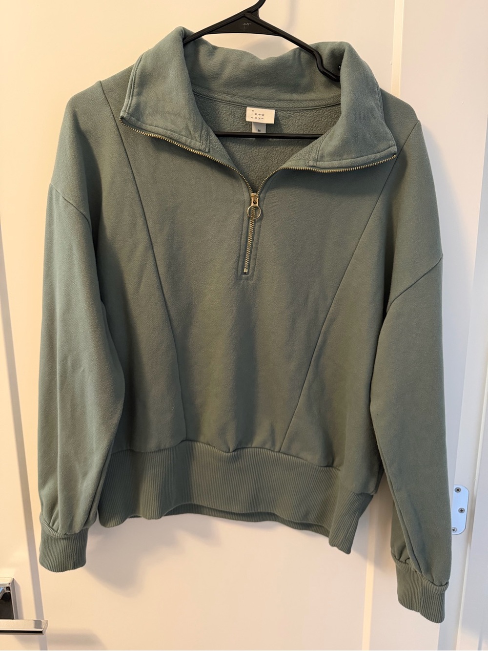 A new day -Quarter-Zip Pullover Sweater - light Green